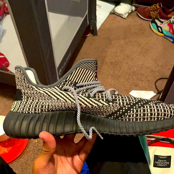 Yeezy boost 350 v2 - Picture 1 of 4